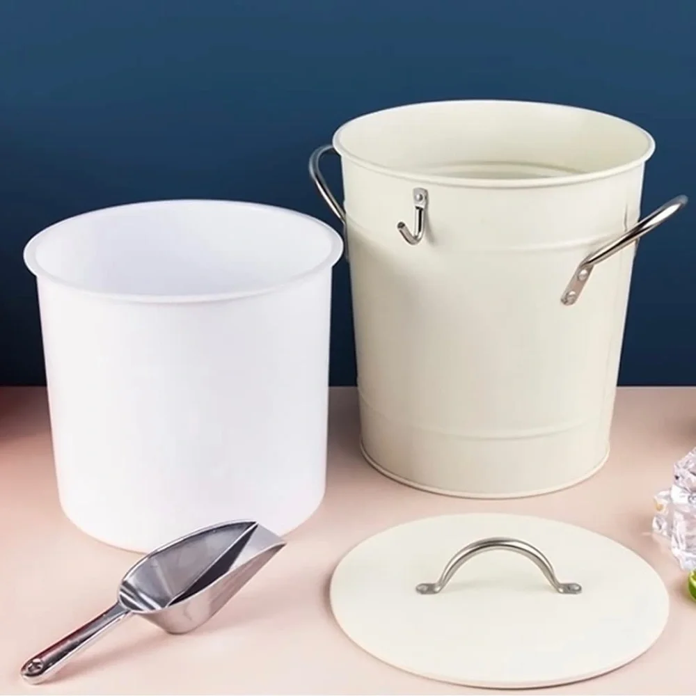 White Galvanize Ice Bucket With Lid and Scoop